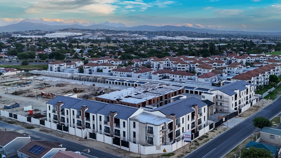 2 Bedroom Property for Sale in Vredekloof Western Cape